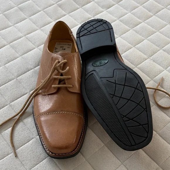 Sandro Moscoloni Men’s Bryan Tan Leather Oxfords